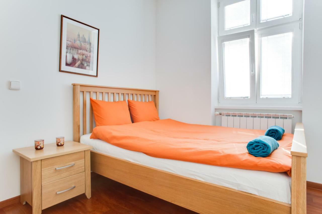 Royal Apartment Near River - Nek4Th Прага Екстериор снимка
